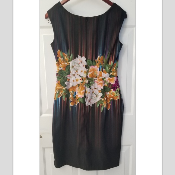 London Times flower pattern dress - Picture 2 of 3